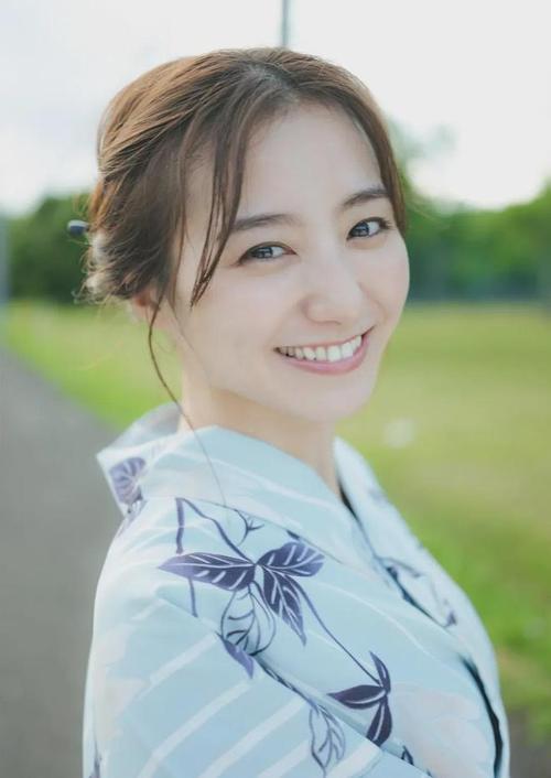 霓虹寡妇